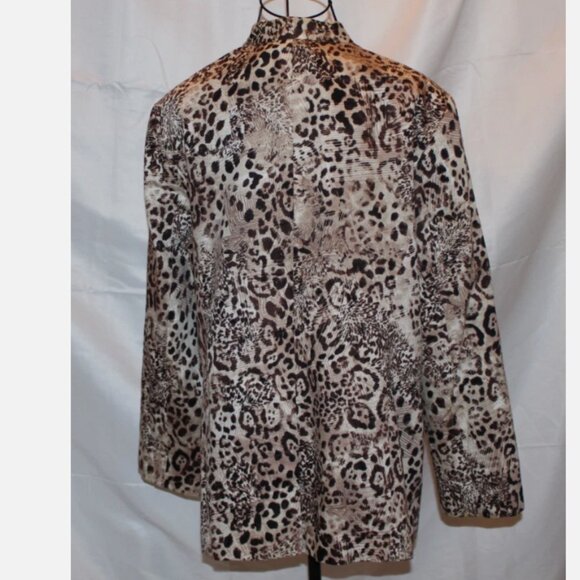 Brown Animal Print Blazer XL Tan Button Front Sweater Suit Jacket Chico's Sz 3 - Picture 4 of 7